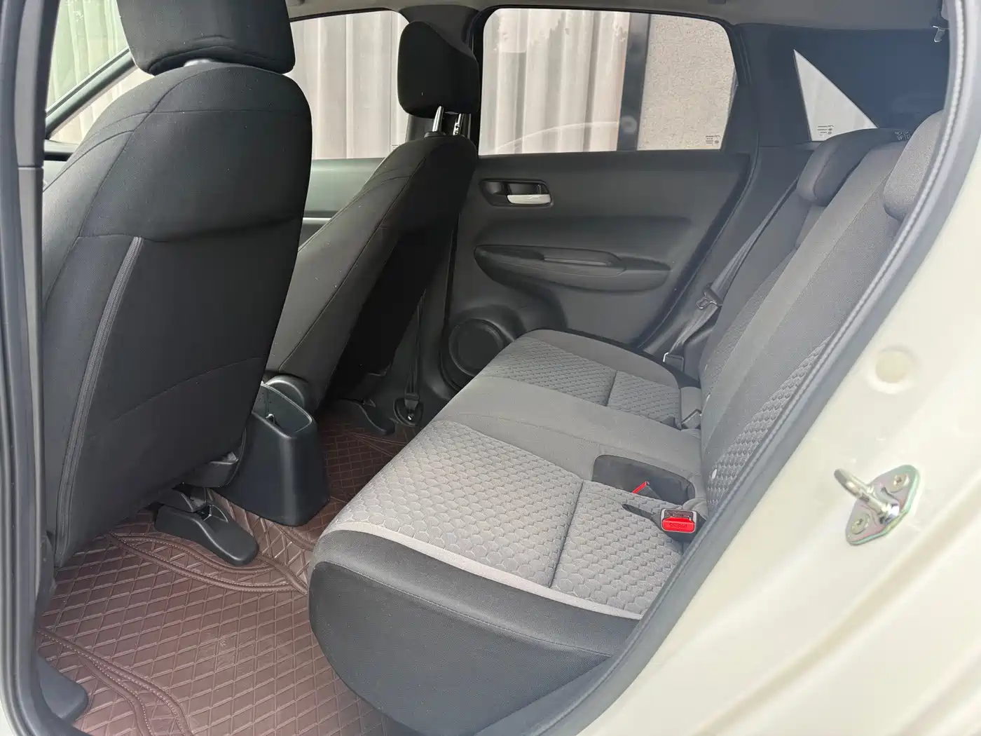 Honda Fit 2023 2022 1.5L CVT Trend Sunroof Edition