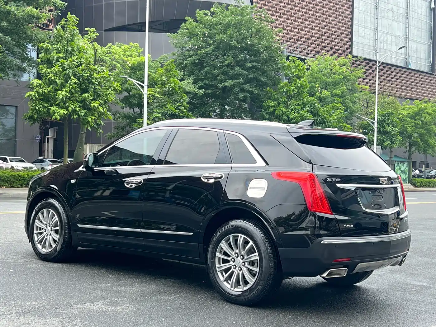 Cadillac XT5 2017 Anniversary Edition 28T 4WD Luxury фото 6