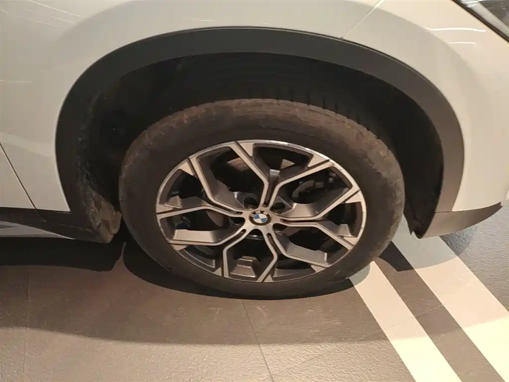 BMW X1 2020 sDrive20Li Premium Edition фото 14