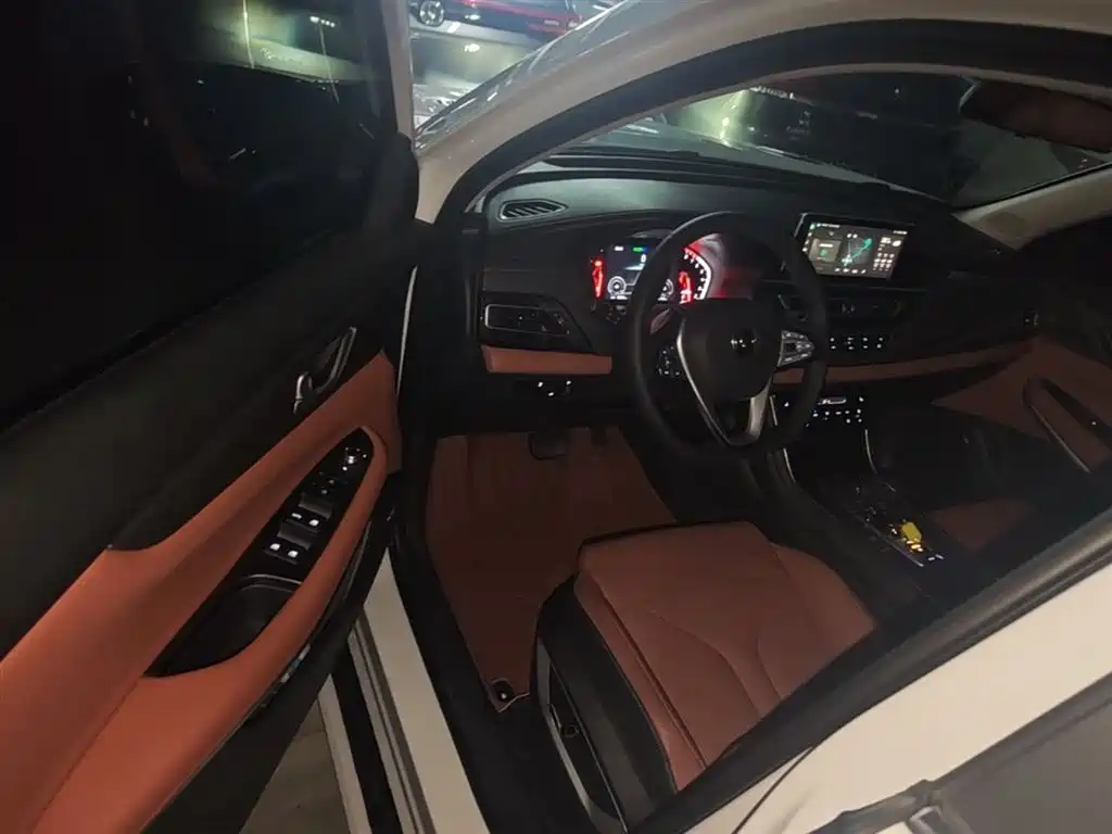 CHANGAN CS75