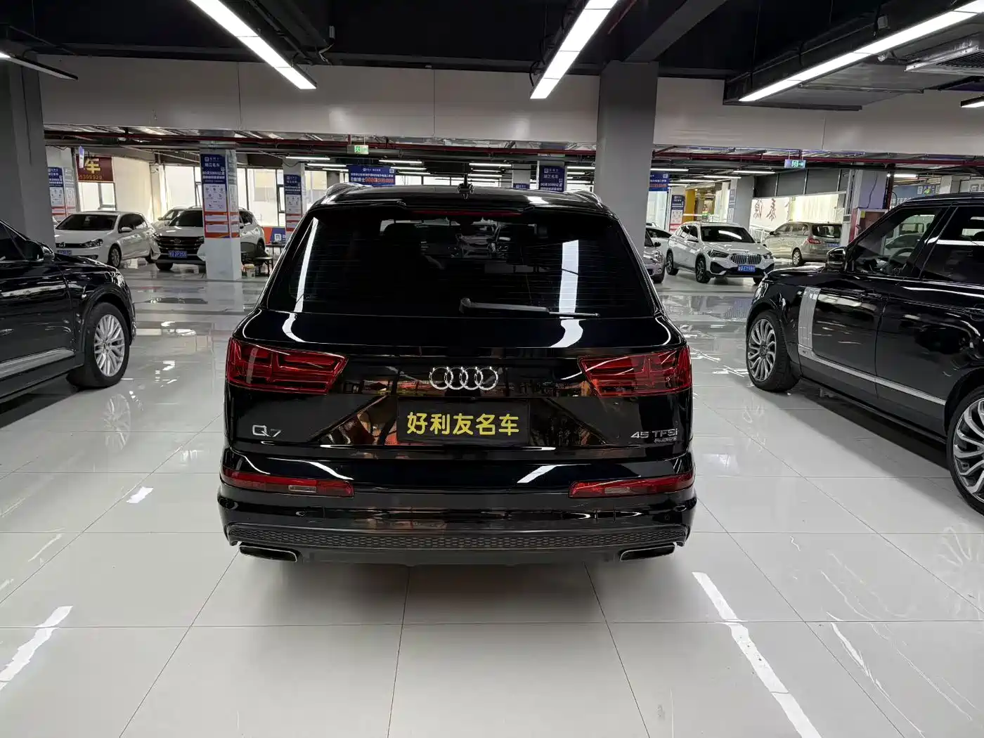 Фото 8 - Audi Q7