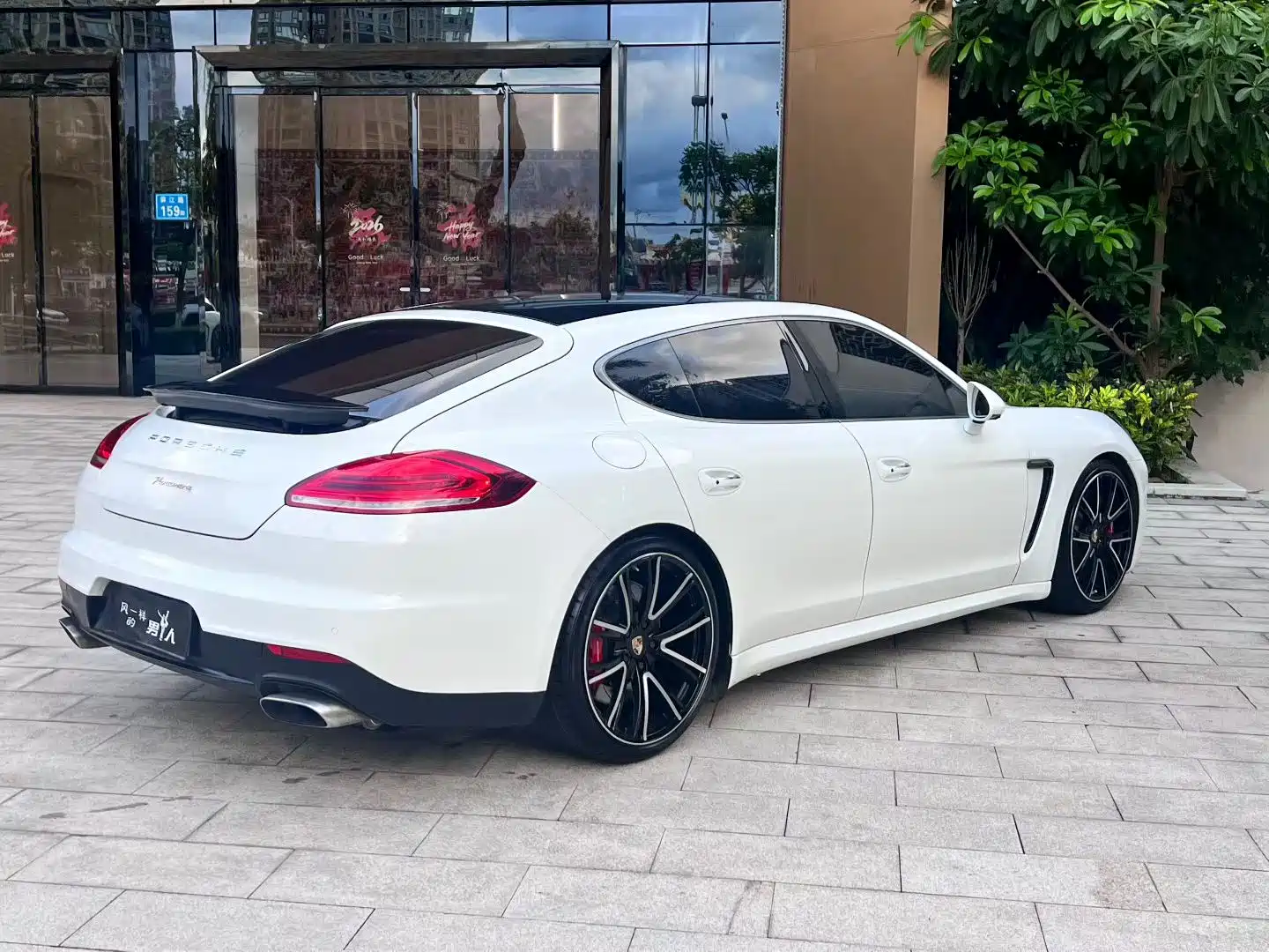 Фото 7 - Porsche Panamera