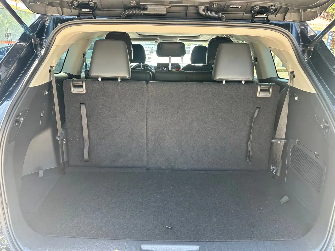 Toyota Highlander 2024 2.5L Smart Hybrid 4WD Luxury 7-seater фото 7