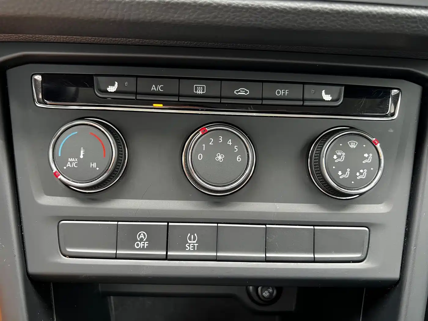 Volkswagen Touran 2021 2021 Touran L 280TSI DSG Trend Edition 7-seater