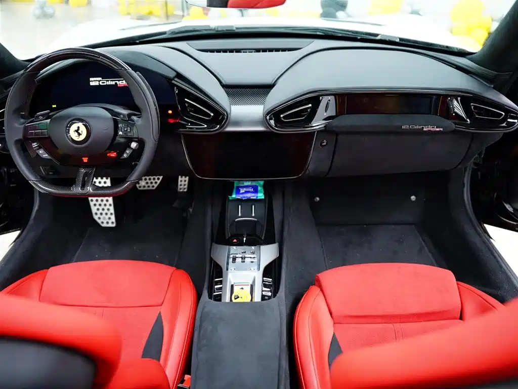 Ferrari 12Cilindri 2024 6.5L Spider фото 47