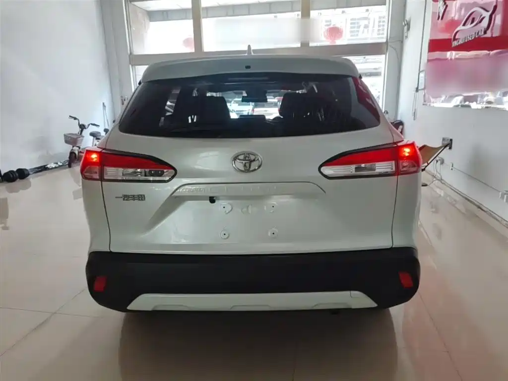 Toyota Corolla Cross 2023 2.0L Pioneer Edition фото 6