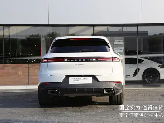 Porsche Cayenne New Energy 2024 Cayenne E-Hybrid 2.0T — фото 5