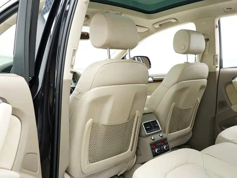 Photo 10 - Audi Q7