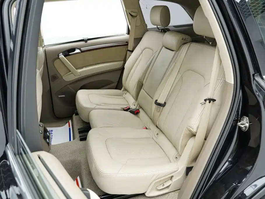 Audi Q7 2011 2011 3.0 TFSI Technology (245kW)
