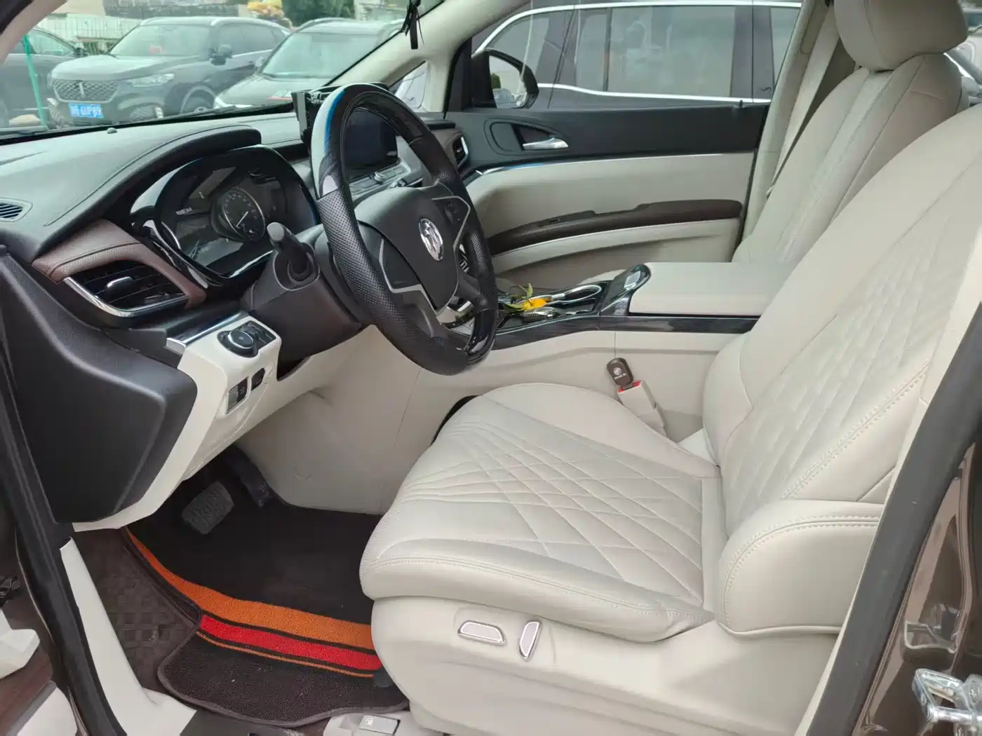 BUICK GL8
