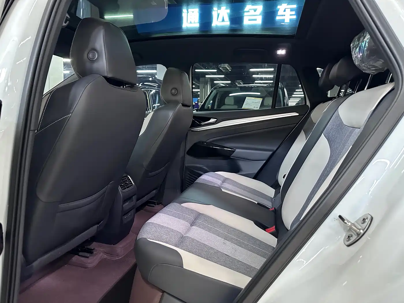 VOLKSWAGEN ID.4 CROZZ