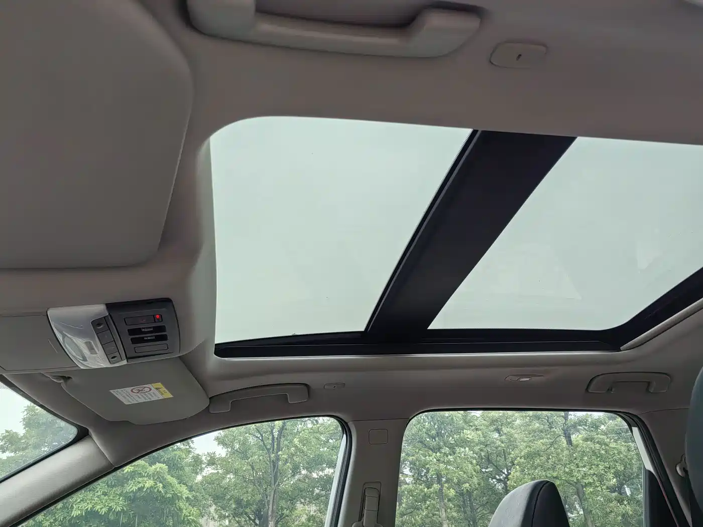 Photo 22 - Nissan X-Trail