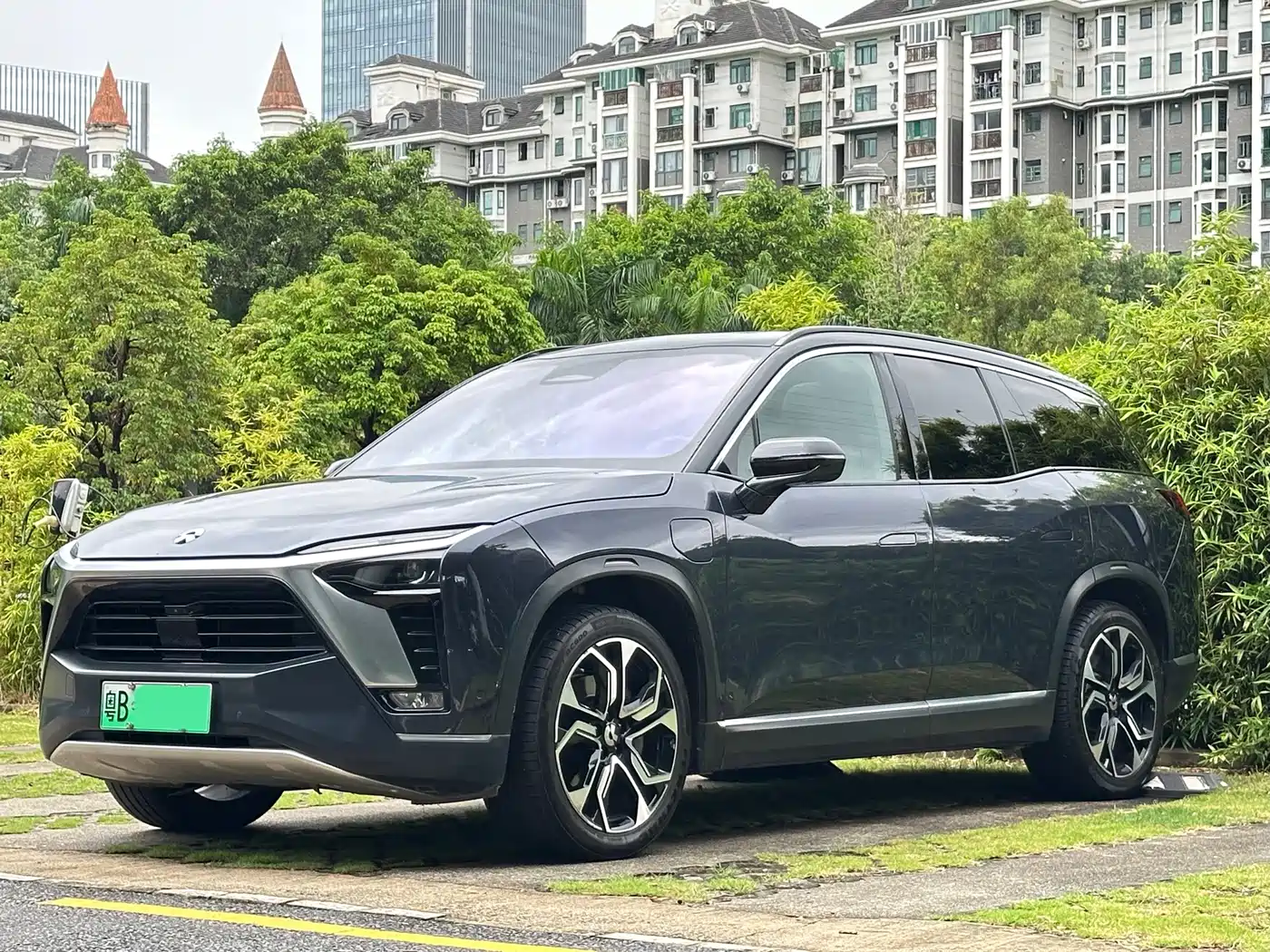 NIO ES8 2022 2020 Model 580KM Signature Edition 6-Seater