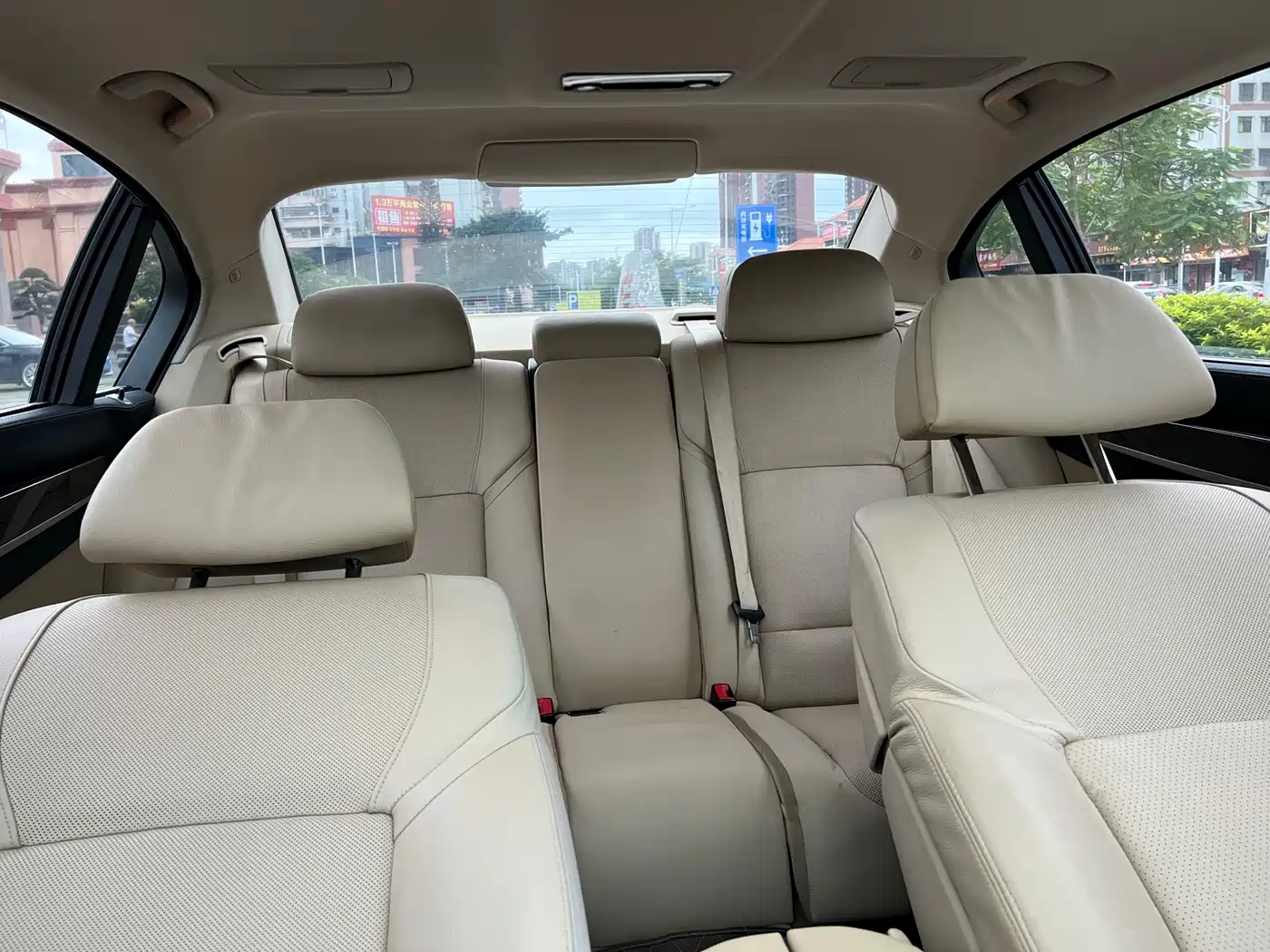 BMW 7 Series 2011 730Li Elegance фото 19