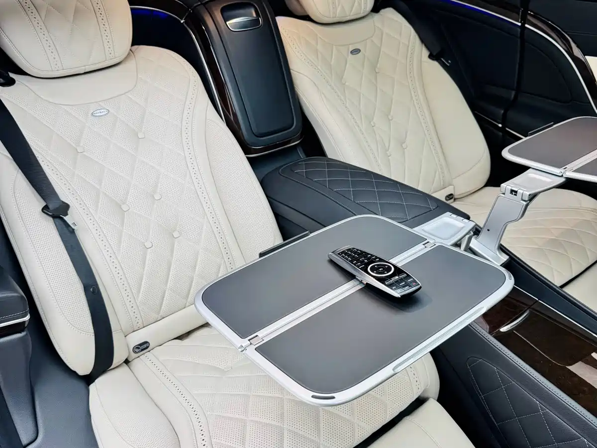 Mercedes-Benz Maybach S-Class 2015 S 500 4MATIC фото 18