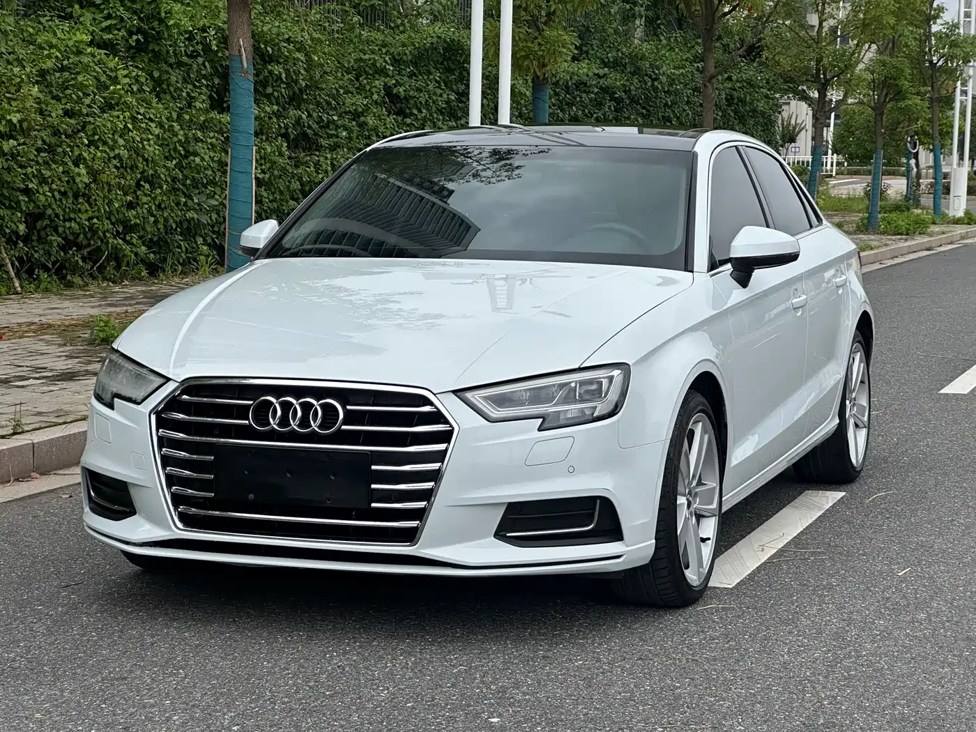 Audi A3 2017 Limousine 35 TFSI Style фото 2