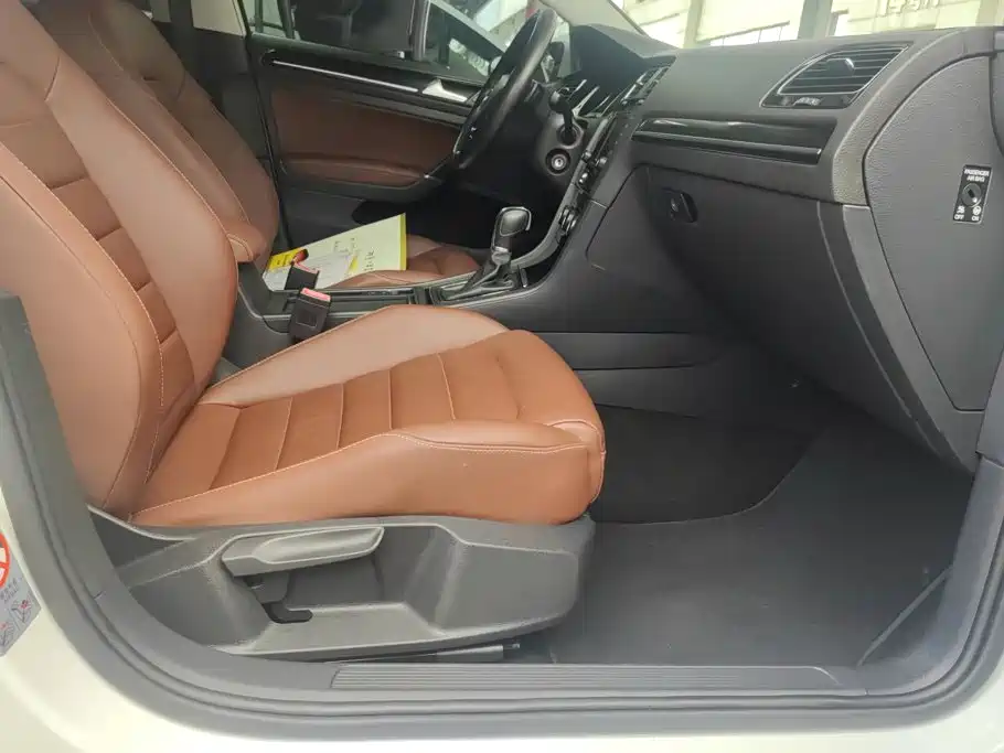Volkswagen Golf (Import) 2015 2014 1.4TSI Luxury Wagon