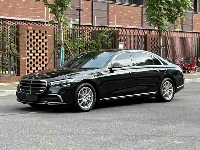 Mercedes-Benz S-Class 2021
