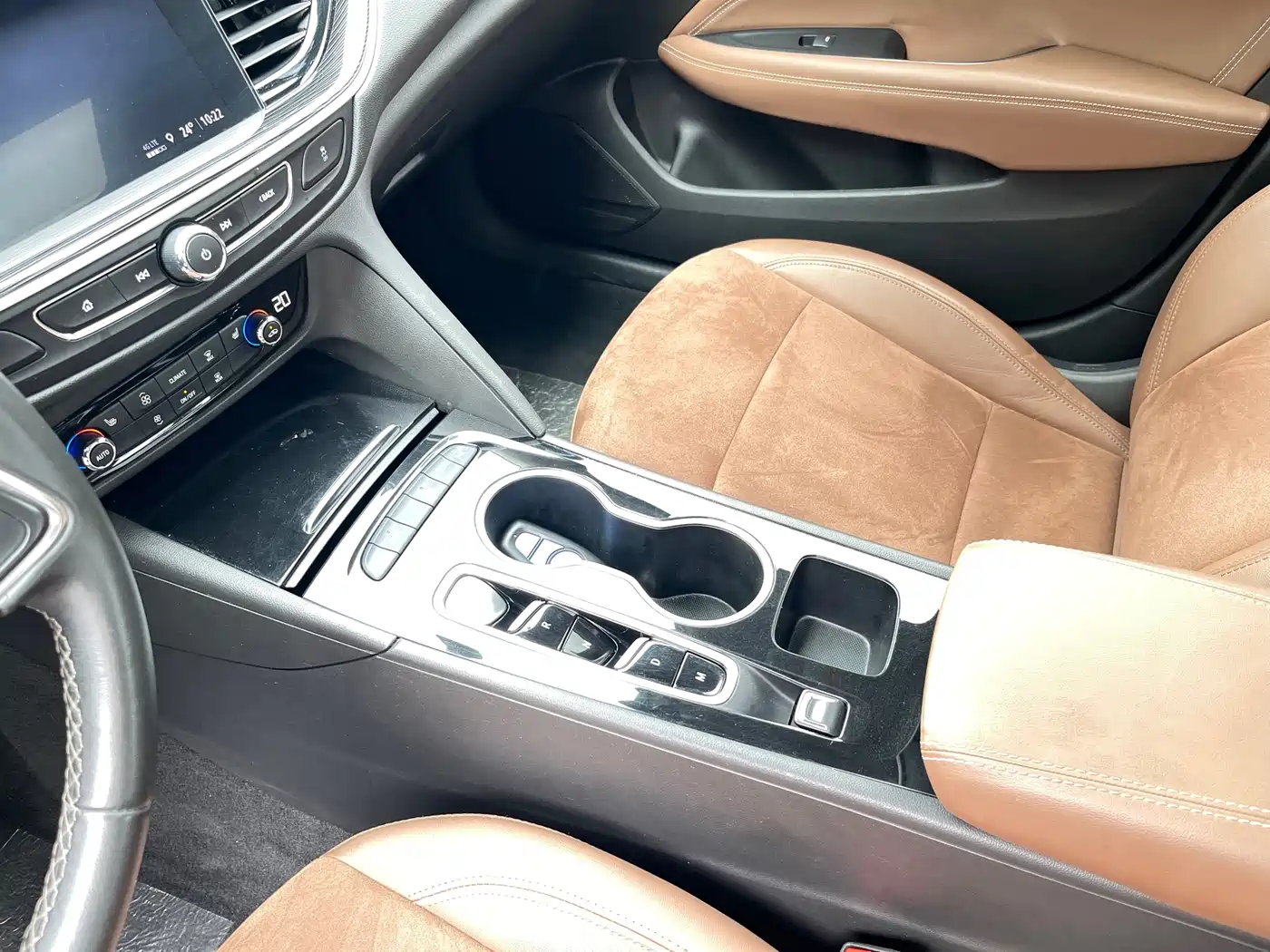 Buick Regal 2020 552T Luxury фото 20