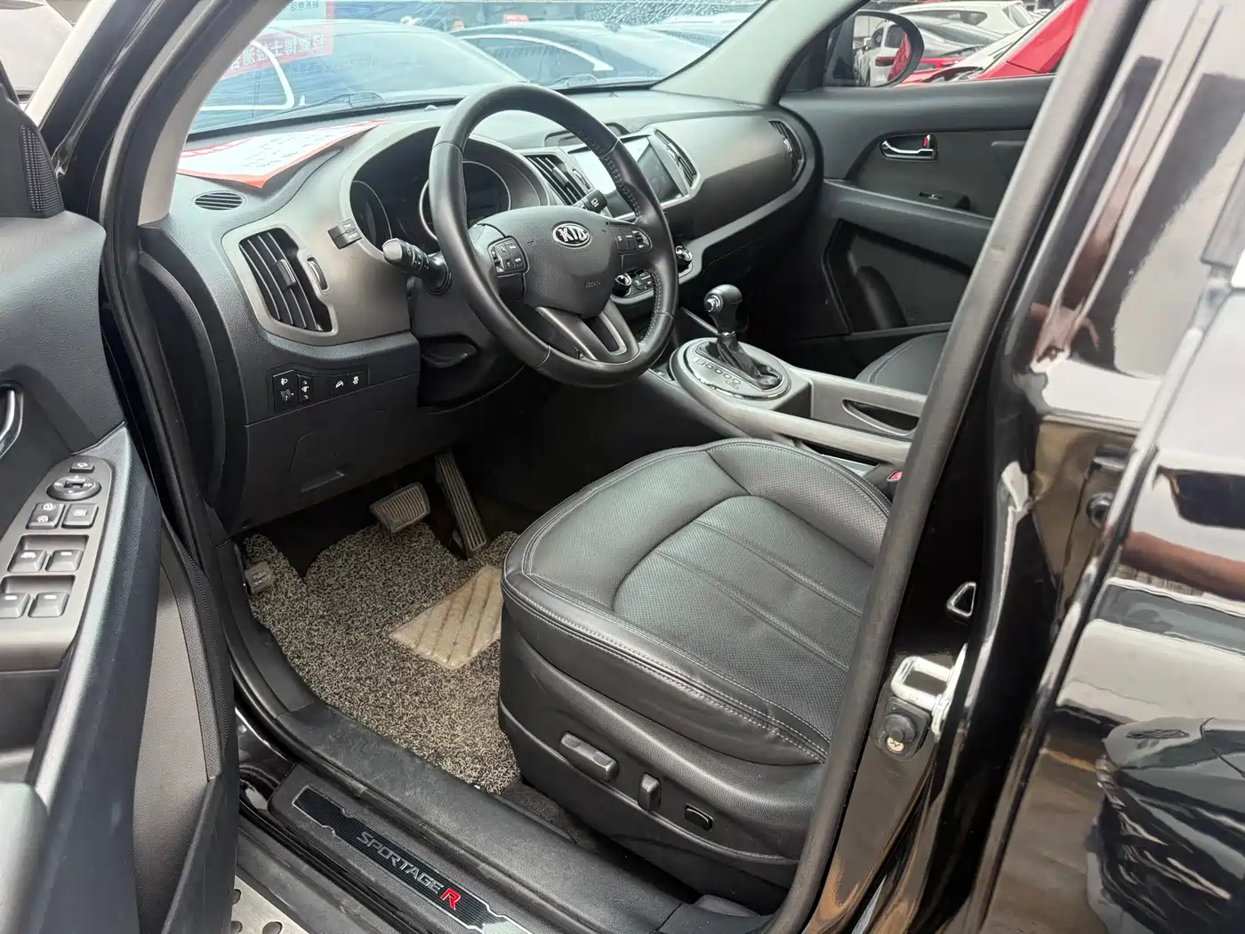 Kia Sportage 2015 2.0L Automatic 2WD Premium фото 4