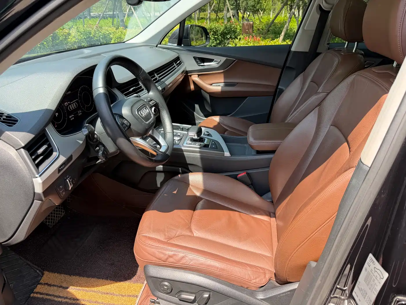 AUDI Q7