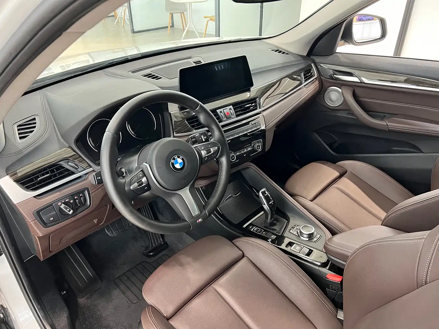 BMW X1 2022 xDrive25Li Premium фото 4