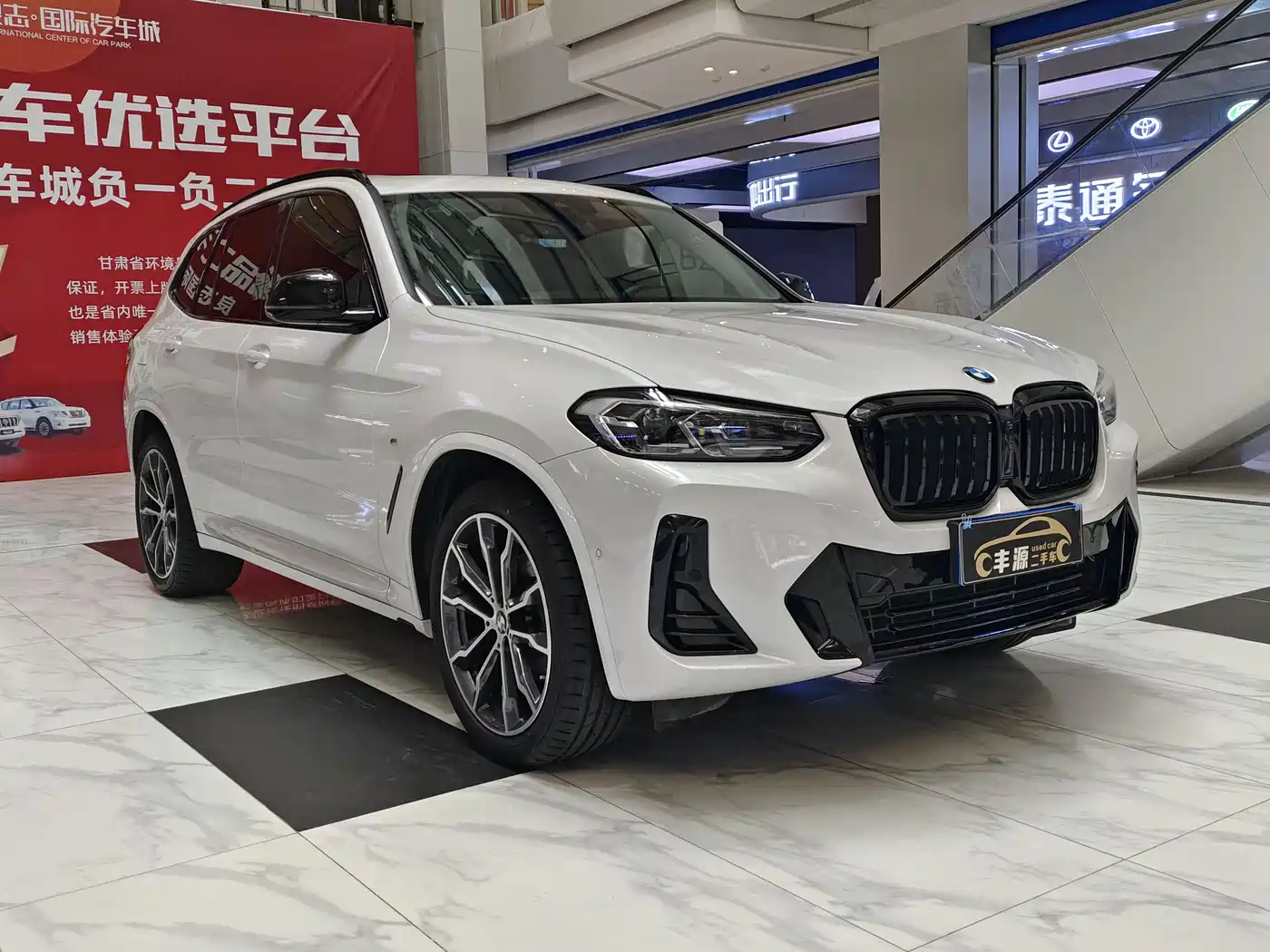 BMW X3 2023 xDrive30i Leading M Night Package фото 3