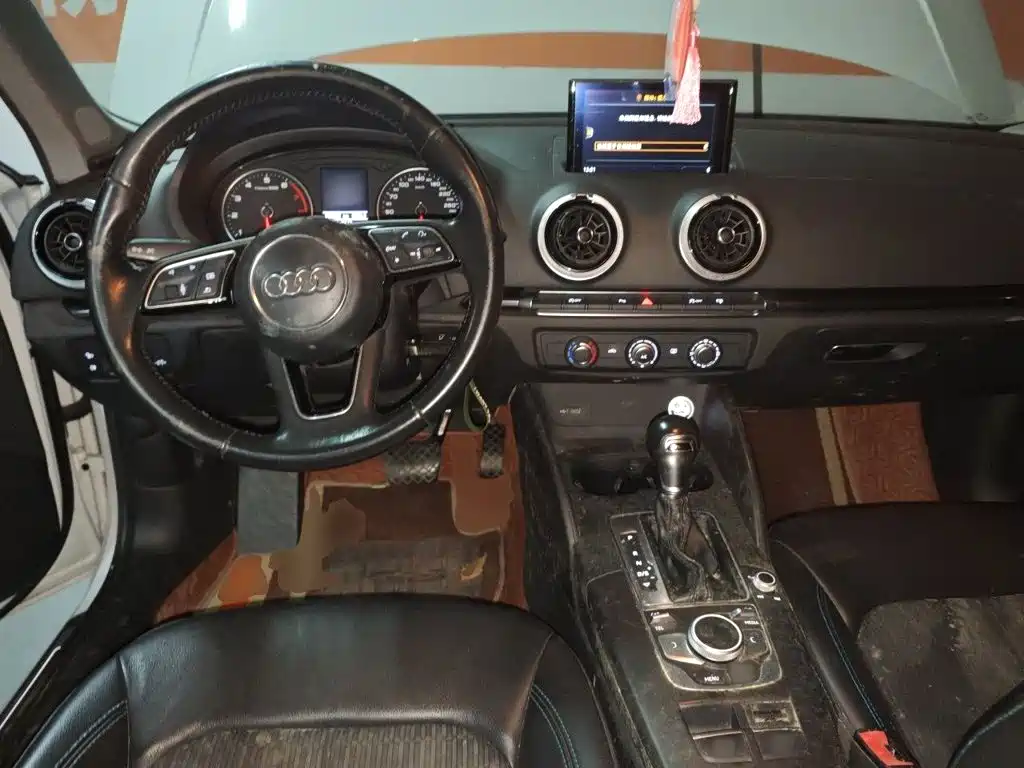 Photo 10 - Audi A3