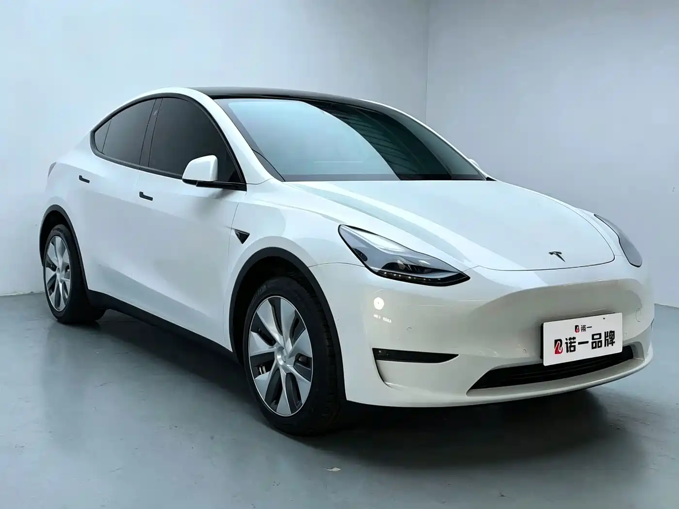 Фото 6 - Tesla Model Y