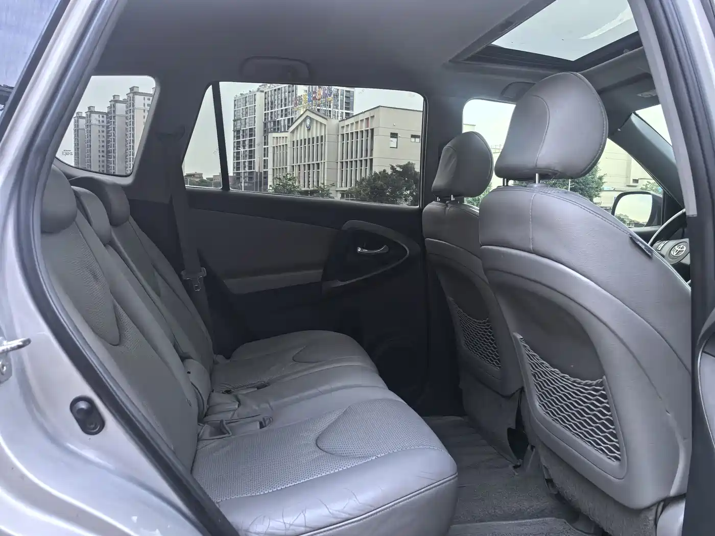 Toyota RAV4 Rongfang 2009 2.4L Automatic Luxury Edition фото 13