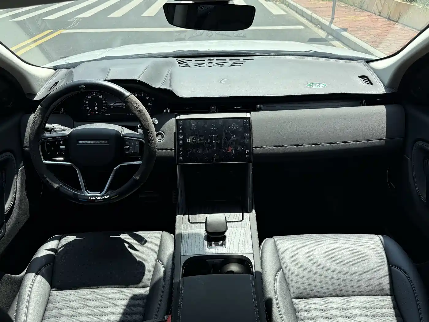 Photo 12 - Land Rover Discovery Sport