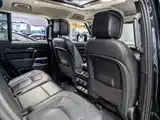 Фото 12 - Land Rover Defender