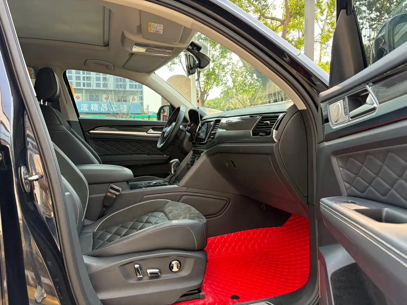 Volkswagen Teramont 2019 Teramont X 330TSI 2WD Premium Luxury Edition фото 17