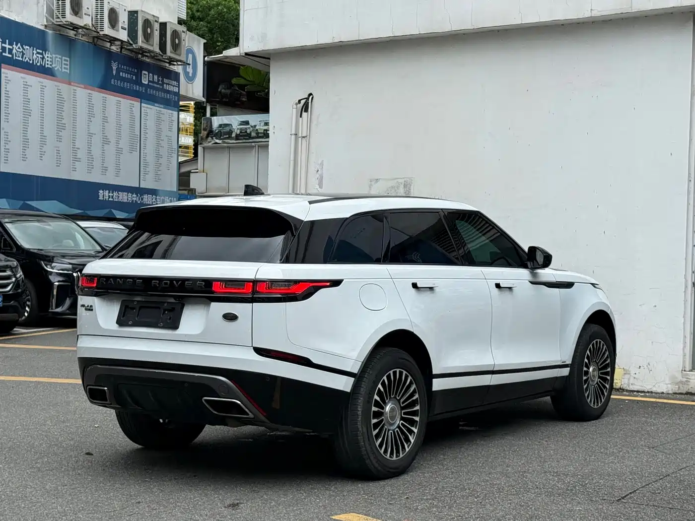 Land Rover Range Rover Velar 2017 P380 R-DYNAMIC S фото 9