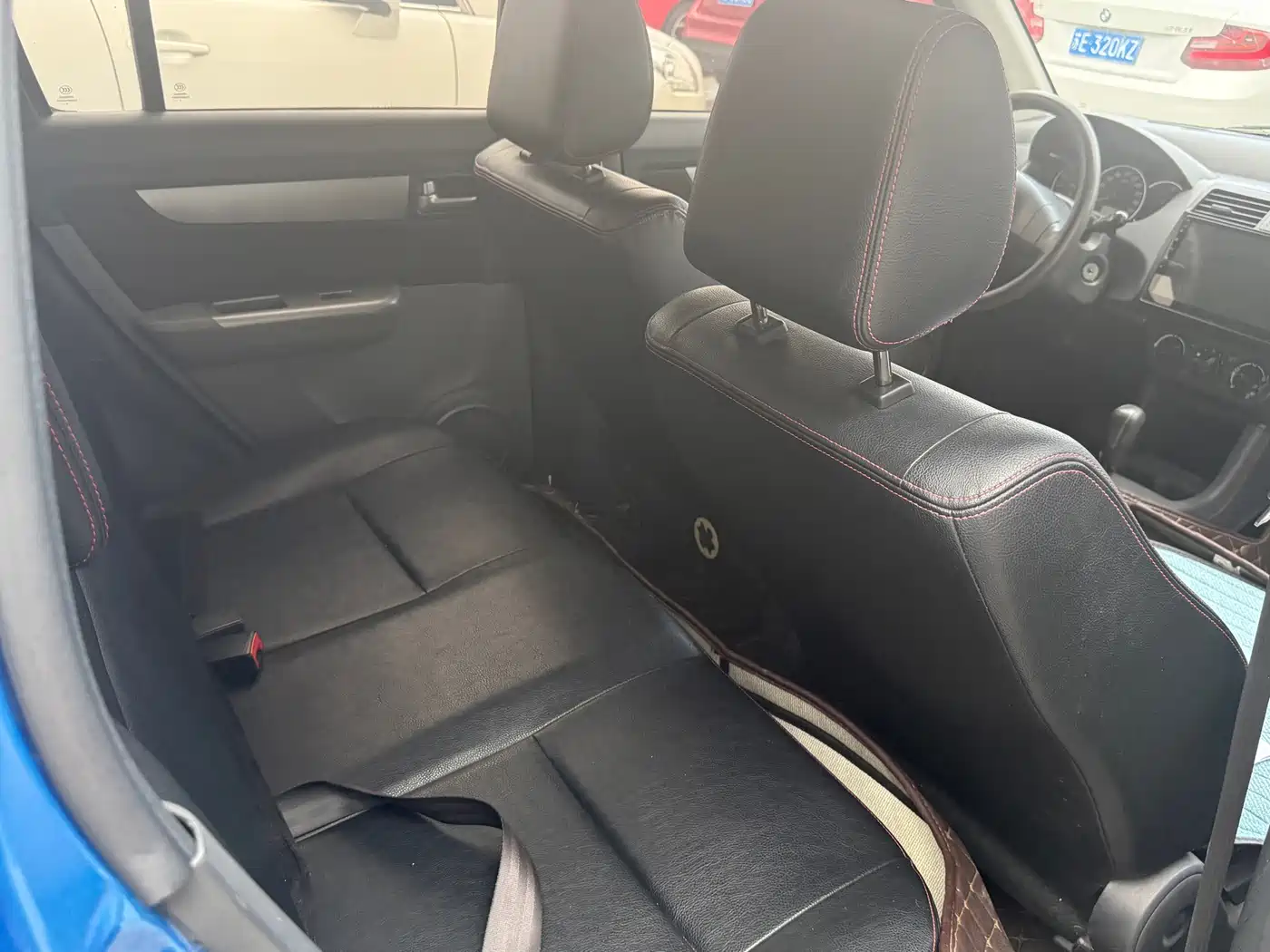 Фото 5 - Suzuki Swift