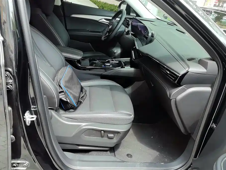Buick Envision Plus 2024 Envision Plus 28T 2WD Premium Edition фото 8