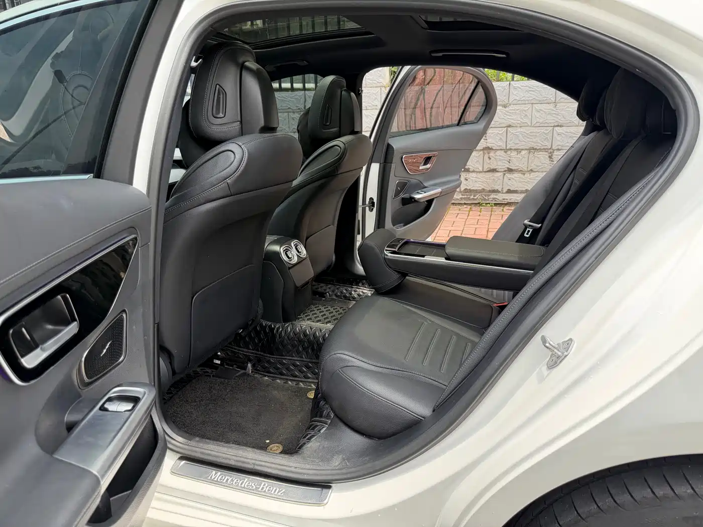 Mercedes-Benz C-Class 2023 C 260 L Sport фото 9