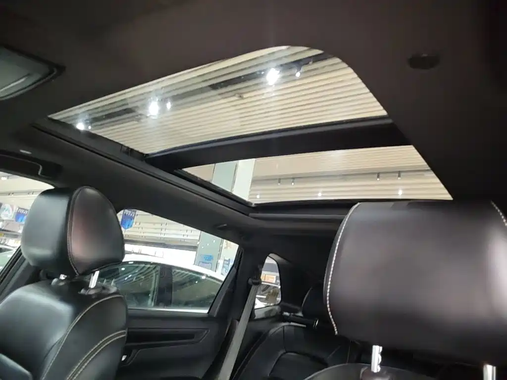 Honda CR-V New Energy 2023 2023 2.0L e:PHEV Pioneer Edition