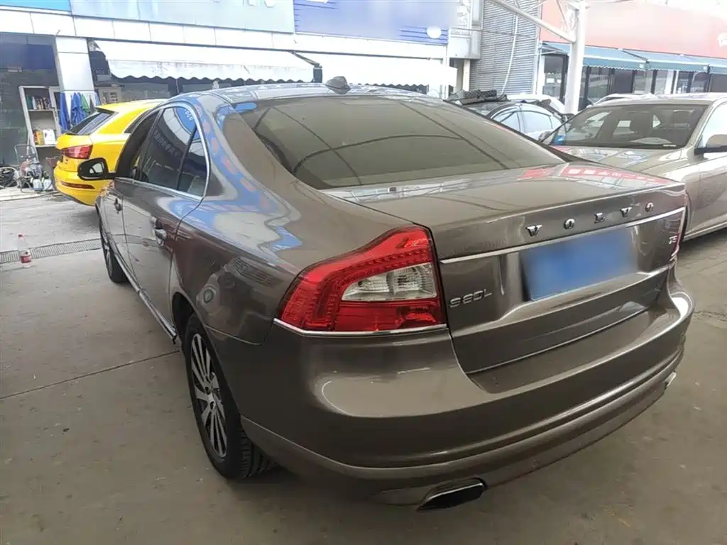 Volvo S80L 2015 2014 2.0T T5 Momentum