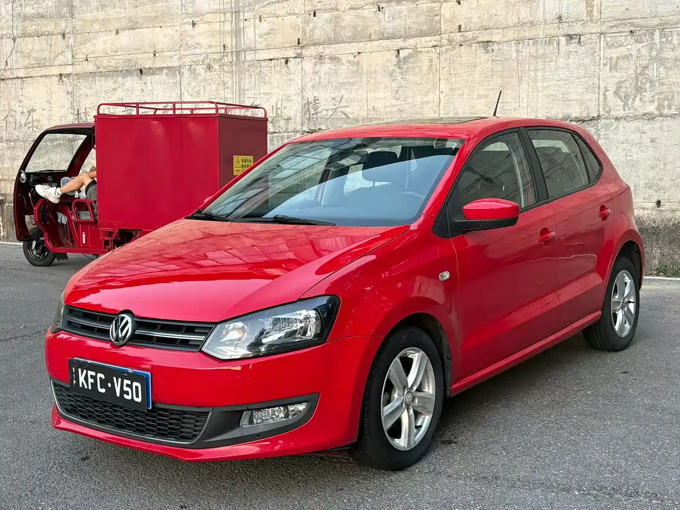 Фото 1 - Volkswagen Polo