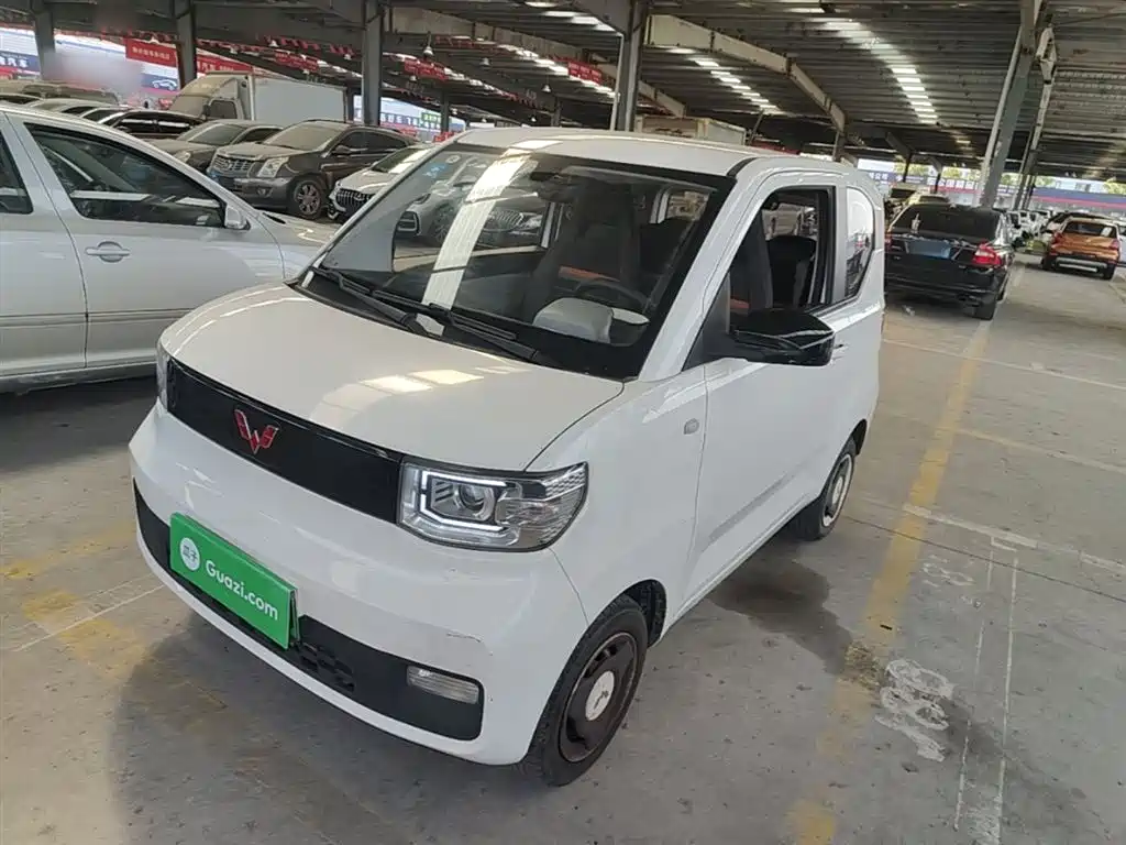 Wuling Motors Hongguang MINIEV 2022 Comfort NMC