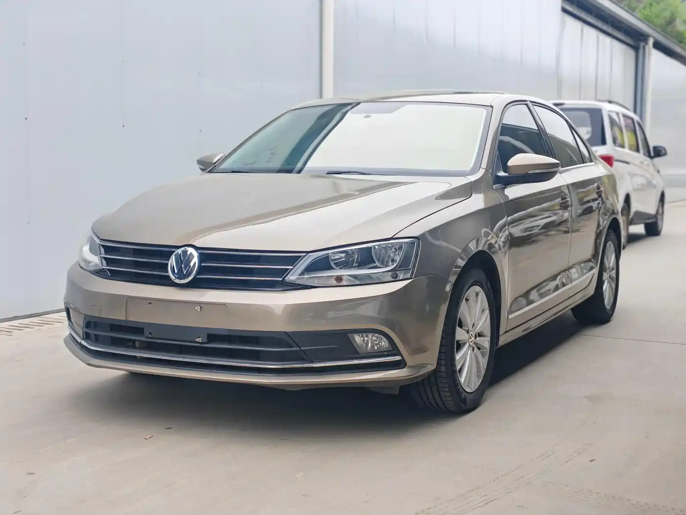 Volkswagen Sagitar 2015 230TSI Automatic Comfort