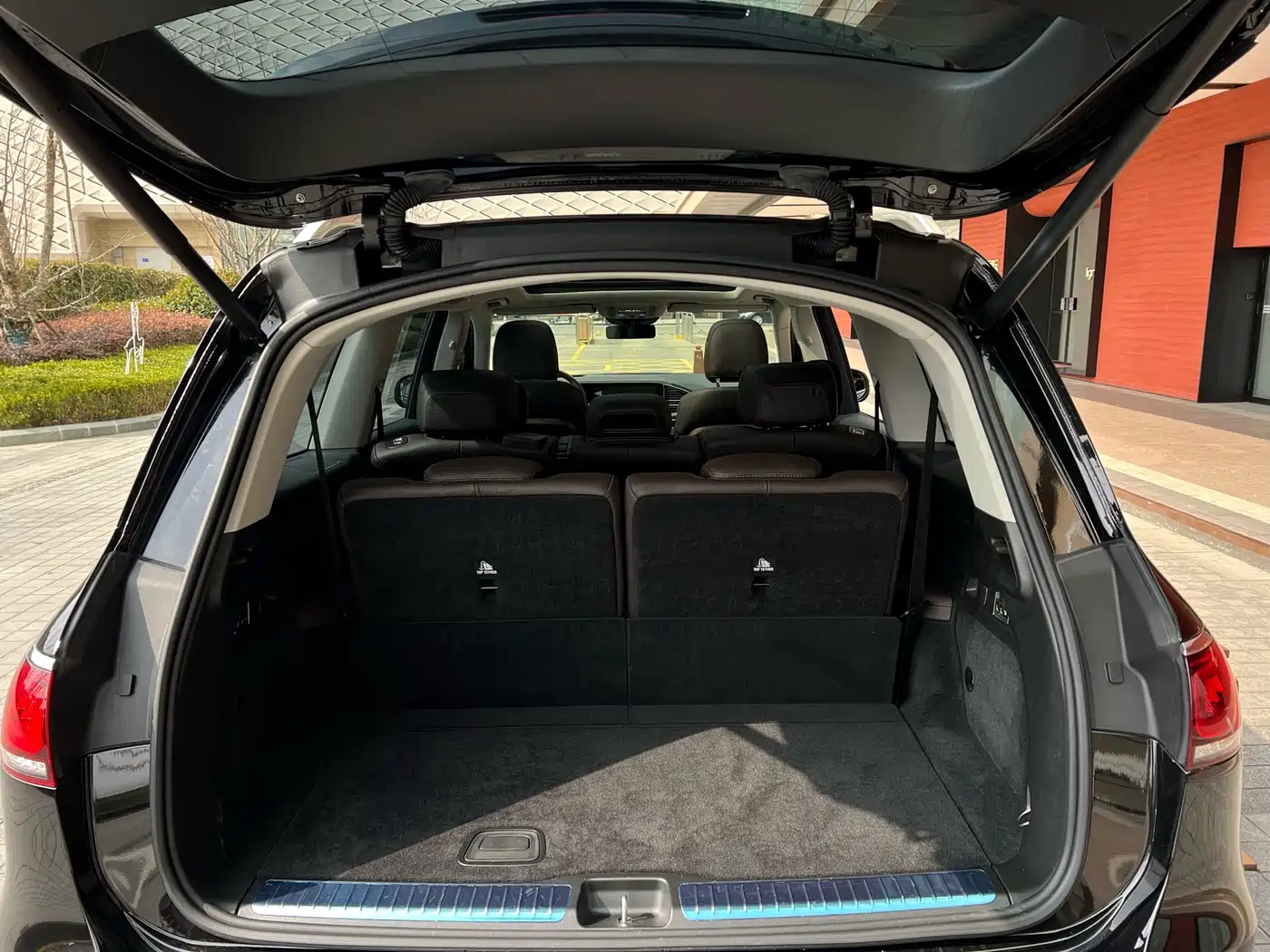 Mercedes-Benz GLS 2022 Facelift GLS 450 4MATIC Luxury фото 23
