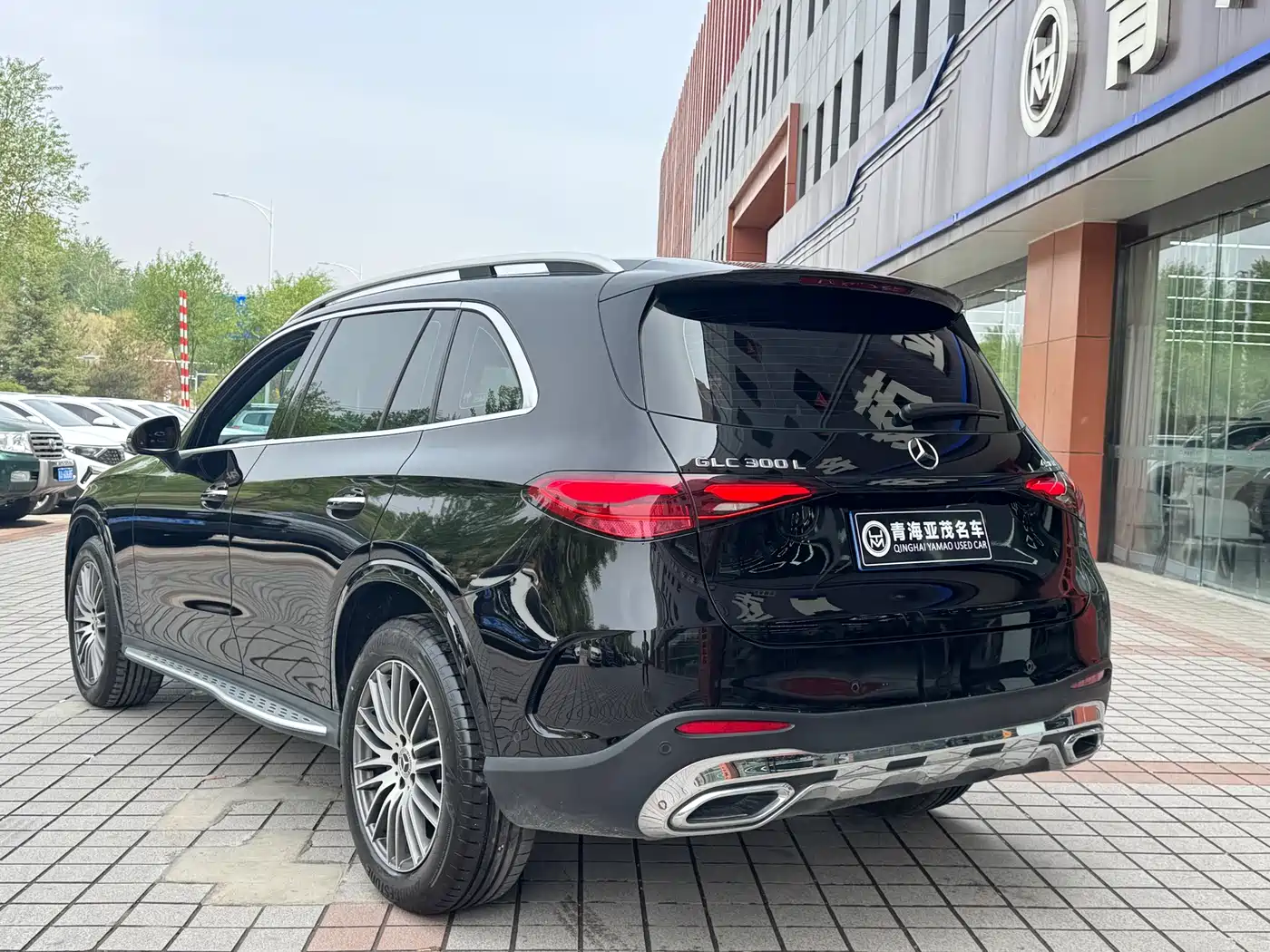 MERCEDES-BENZ GLC