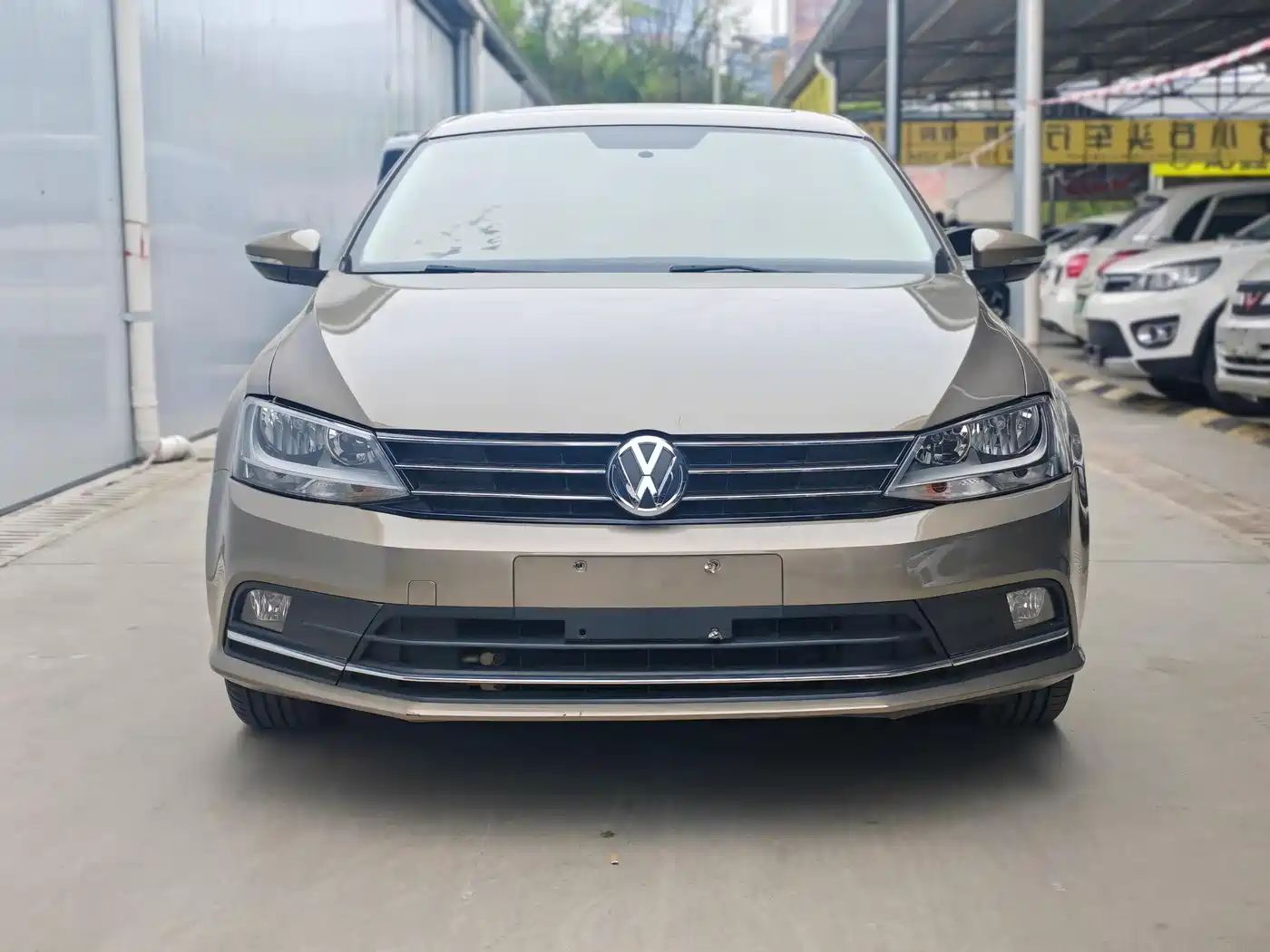 Volkswagen Sagitar 2015 230TSI Automatic Comfort фото 5