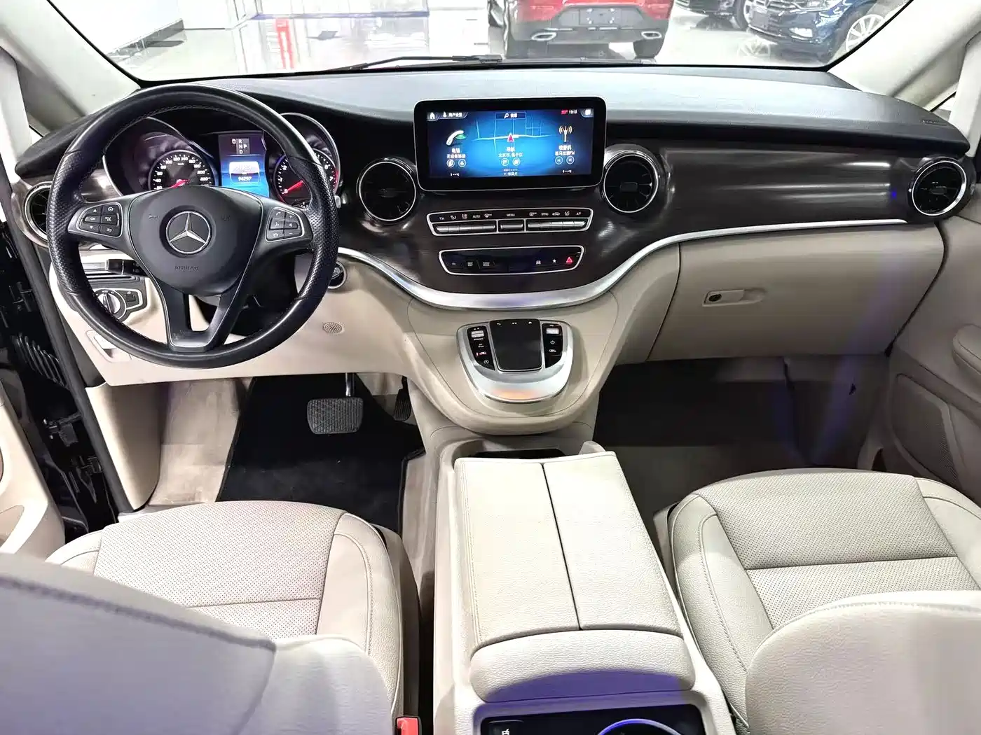 Mercedes-Benz V-Class 2020 V 260 Navigator Edition фото 12