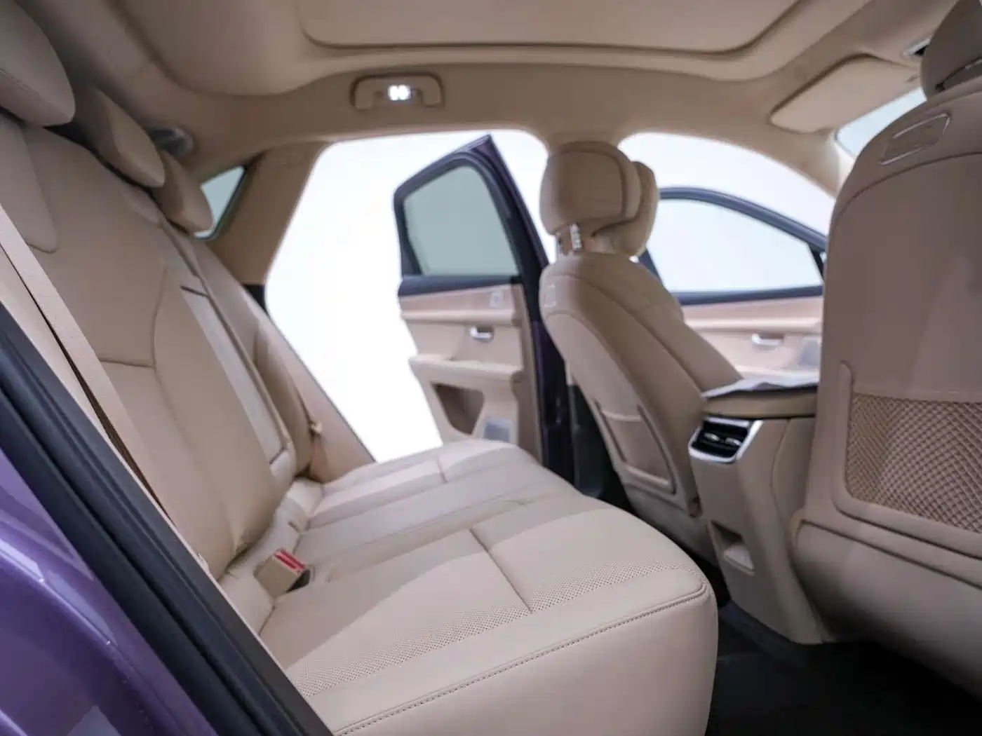 AITO Wenjie AITO M5 2025 Extended Range Ultra AWD фото 23