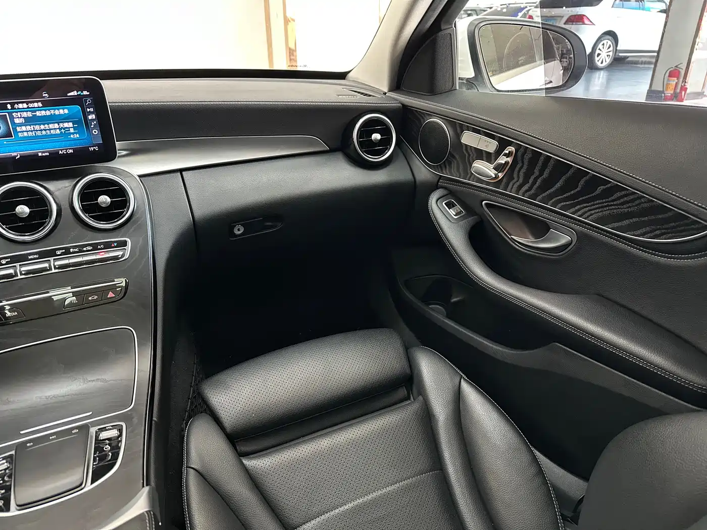 Mercedes-Benz C-Class 2019 C 260 L Sport фото 14
