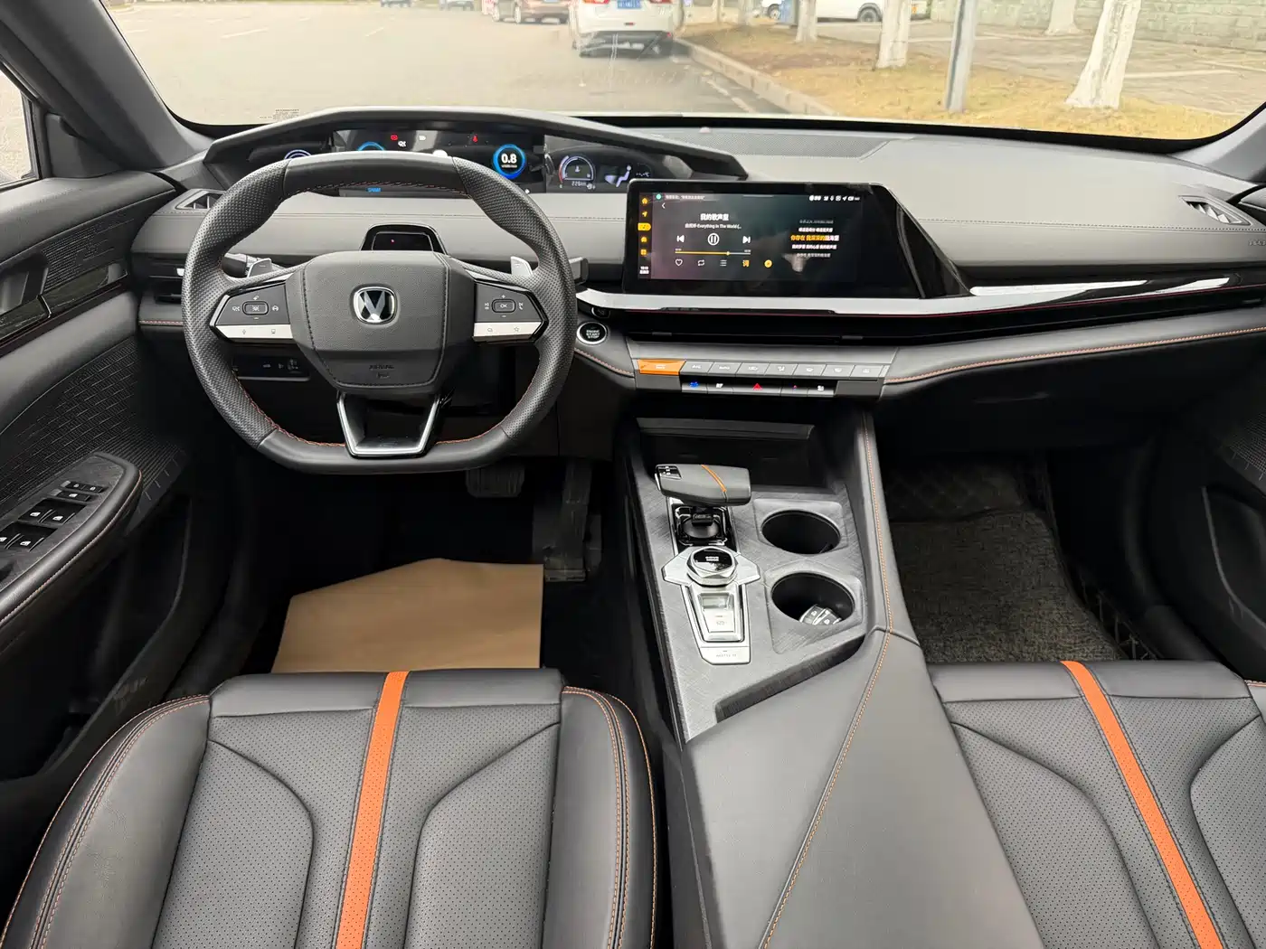 CHANGAN UNI-V