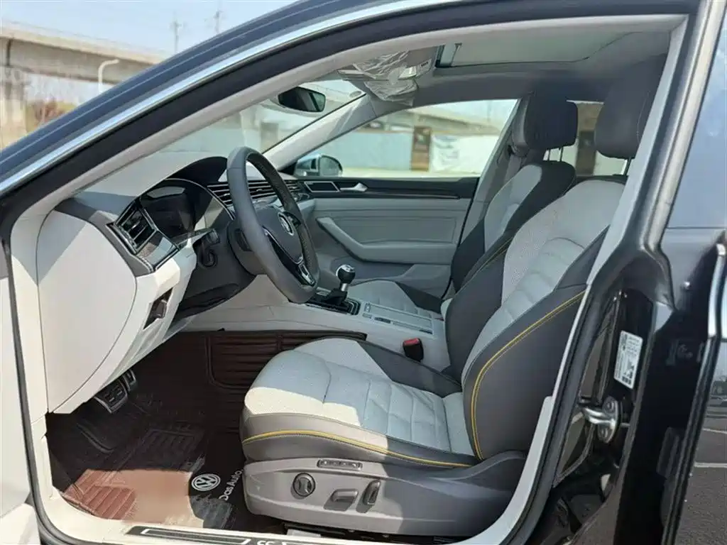 Volkswagen FAW-Volkswagen CC 2019 380TSI Radiance Edition China VI фото 20